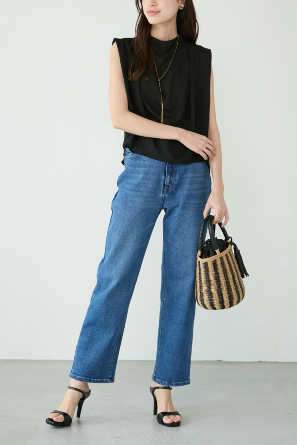 【新品】エムドゥ　ストレート美脚デニム ストレート美脚デニム｜PANTS｜レディースファッション通販のM