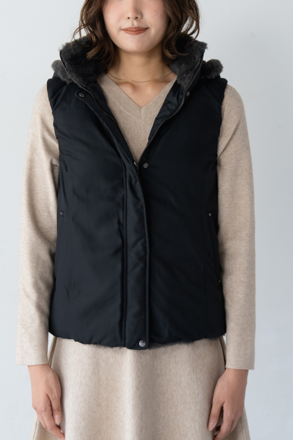 ファー付きリバーシブルダウンベスト｜OUTER｜レディース