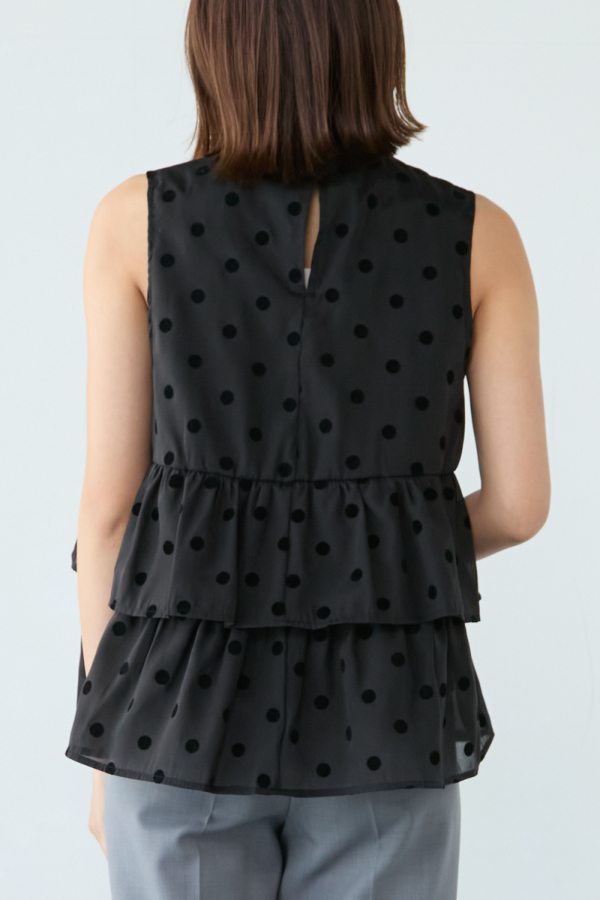 【最終価格】美品　BEARDSLEY ドットリップルノースリブラウス ドット柄フリルノースリブラウス｜TOPS｜レディースファッション通販の