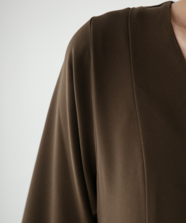 Vネックフレアシルエットワンピース｜ONE-PIECE｜レディース