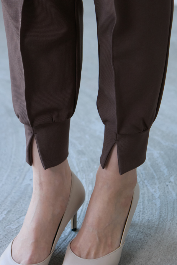 スリットジョガーパンツ｜PANTS｜レディースファッション通販のM.deux